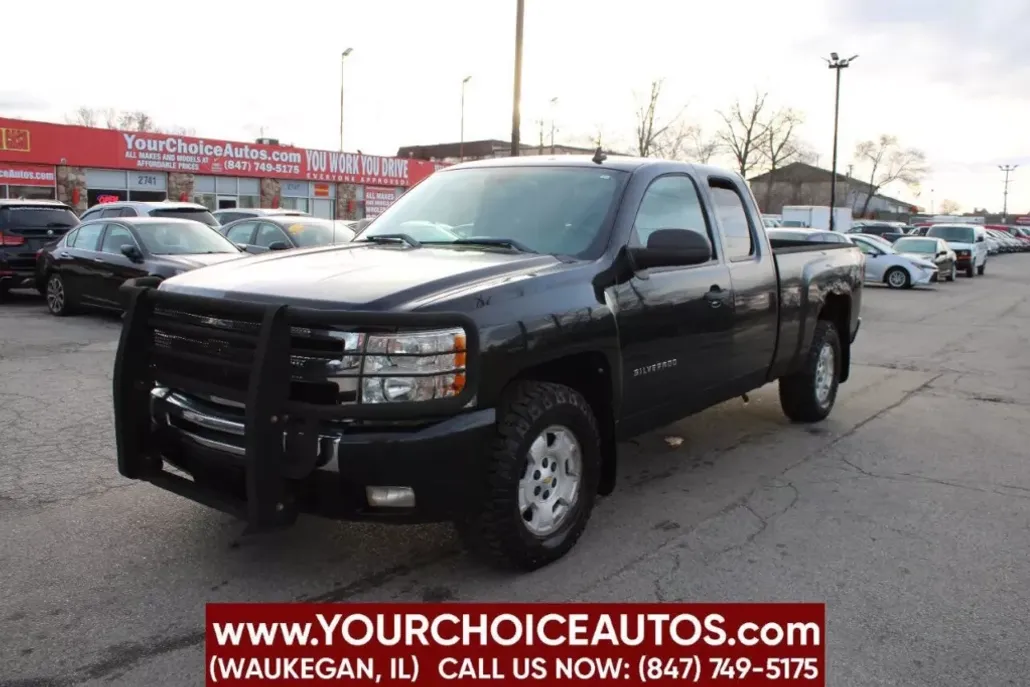 2011 Chevrolet Silverado 1500 LT photo 1