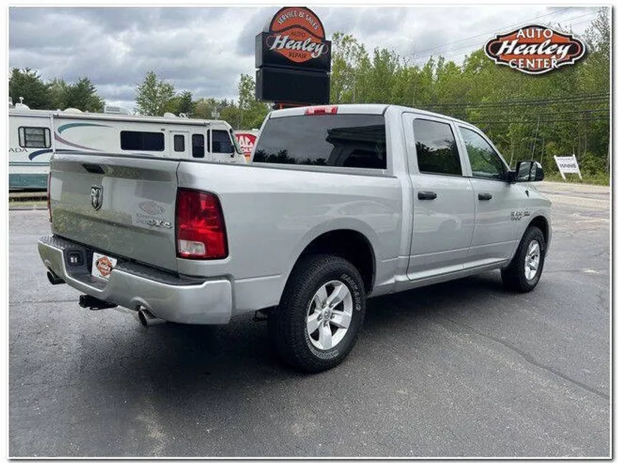 2016 Ram 1500 ST photo 1