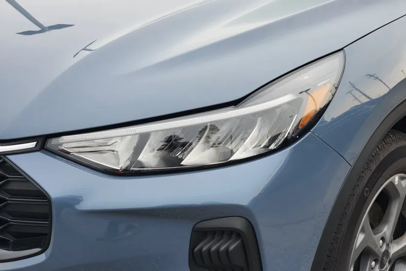 2025 Ford Escape ST-Line photo 1