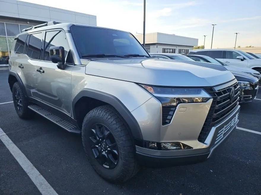 2024 Lexus GX 550 Overtrail photo 1