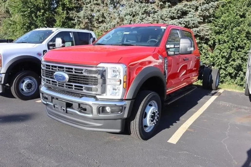 2026 Ford F-550 XL photo 1