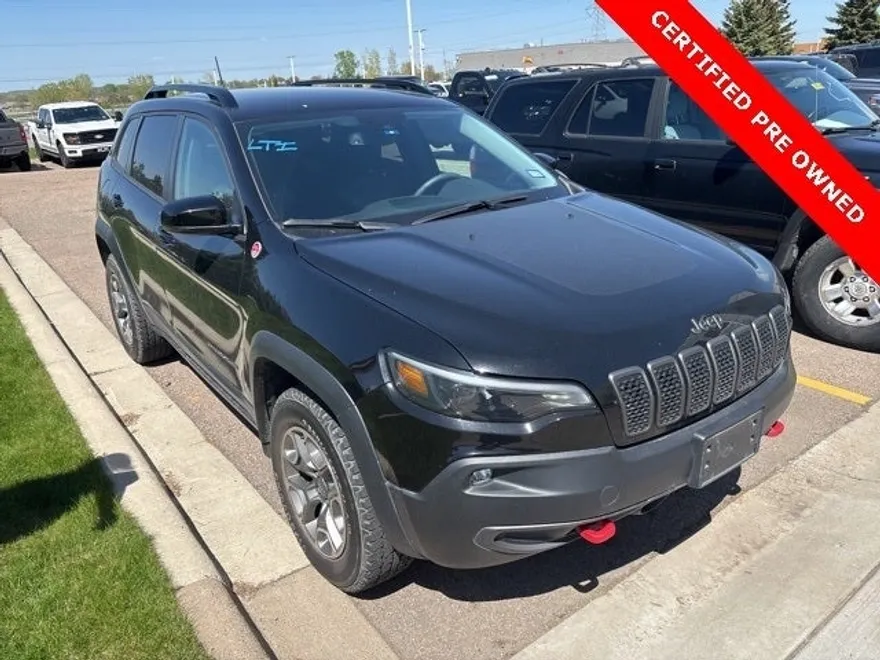 2022 Jeep Cherokee Trailhawk photo 1