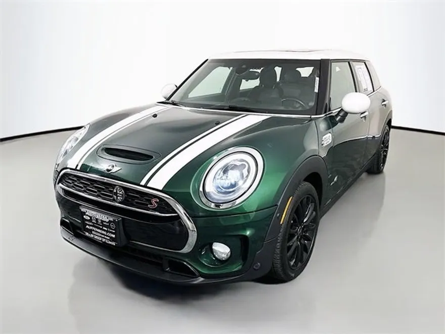 2017 Mini Clubman ALL4 Base S photo 1