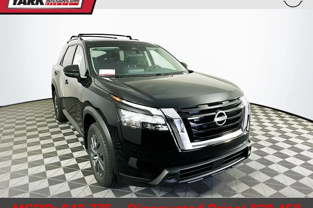 2025 Nissan Pathfinder SV photo 1