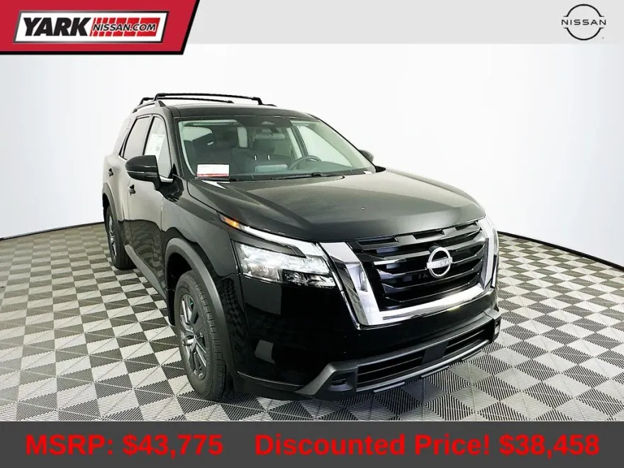 2025 Nissan Pathfinder SV photo 1