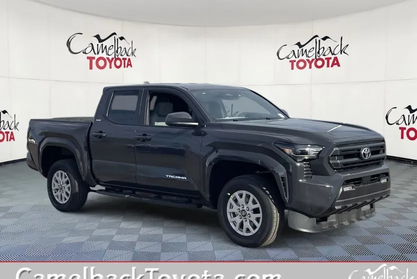 2025 Toyota Tacoma SR5 photo 1