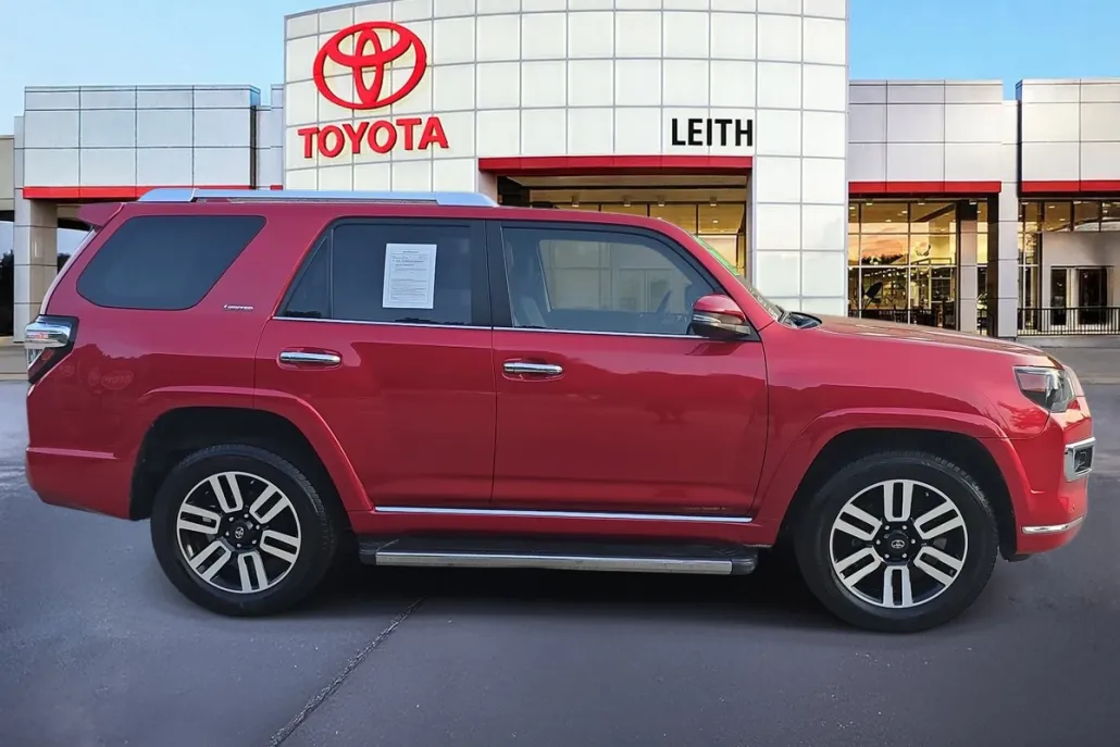 2020 Toyota 4Runner Limited photo 1