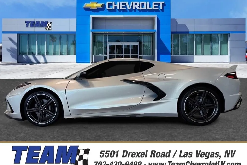 2024 Chevrolet Corvette Stingray 1LT photo 1