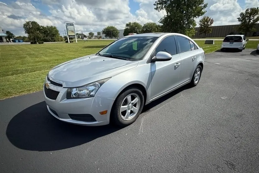 2014 Chevrolet Cruze photo 1