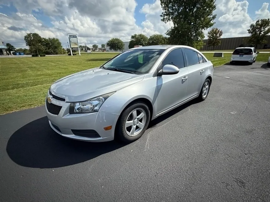 2014 Chevrolet Cruze photo 1