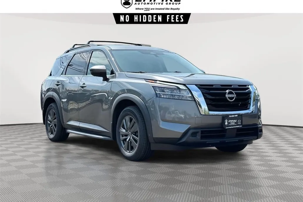 2022 Nissan Pathfinder SV photo 1