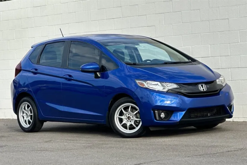 2017 Honda Fit LX photo 1
