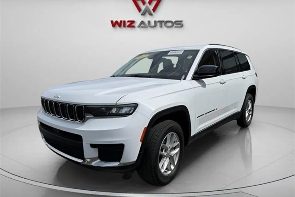2021 Jeep Grand Cherokee Laredo photo 1
