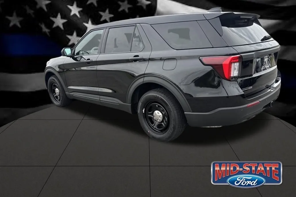 2025 Ford Explorer photo 1