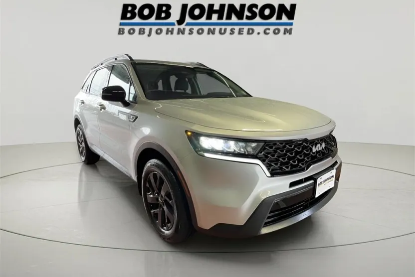 2022 Kia Sorento S photo 1