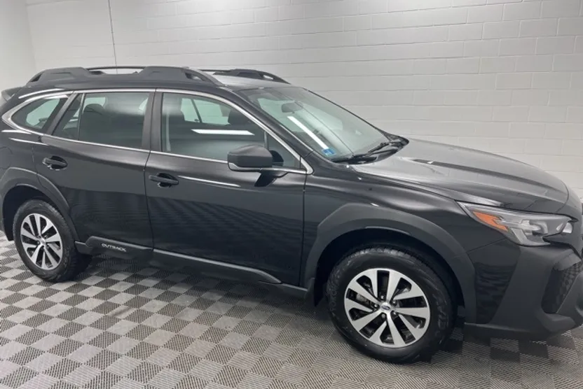 2023 Subaru Outback 2.5i photo 1