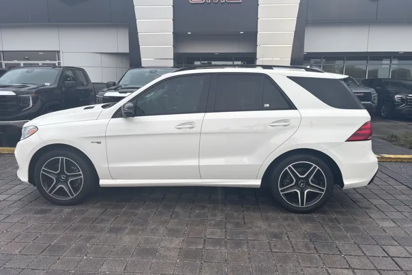 2018 Mercedes Benz GLE AMG 43 4MATIC photo 1