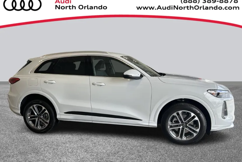 2025 Audi Q5 Premium photo 1