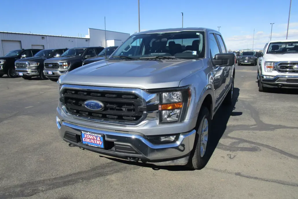 2023 Ford F-150 XLT photo 1