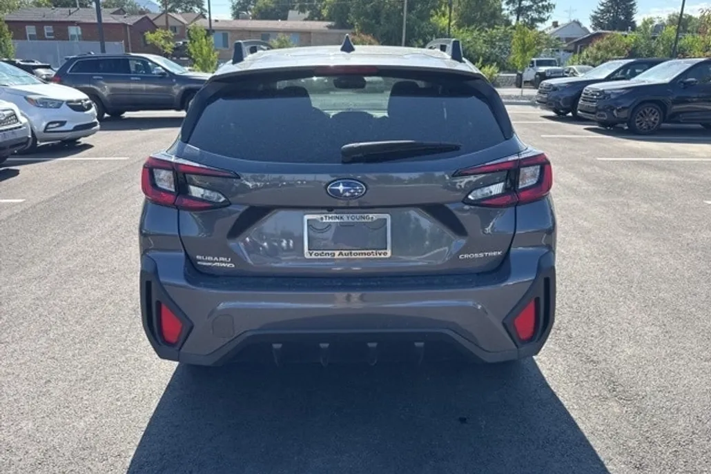 2024 Subaru Crosstrek Premium photo 1
