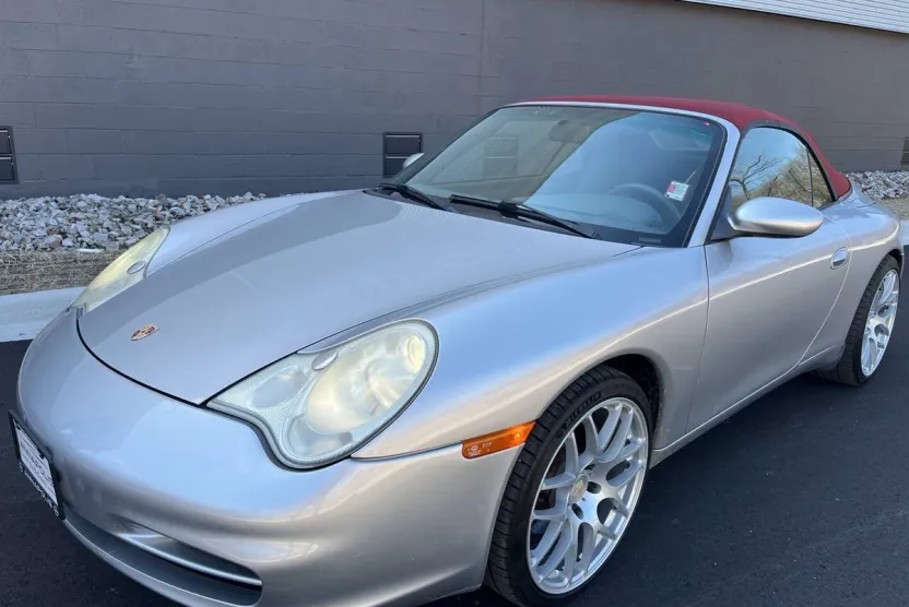 2002 Porsche 911 Cabriolet photo 1