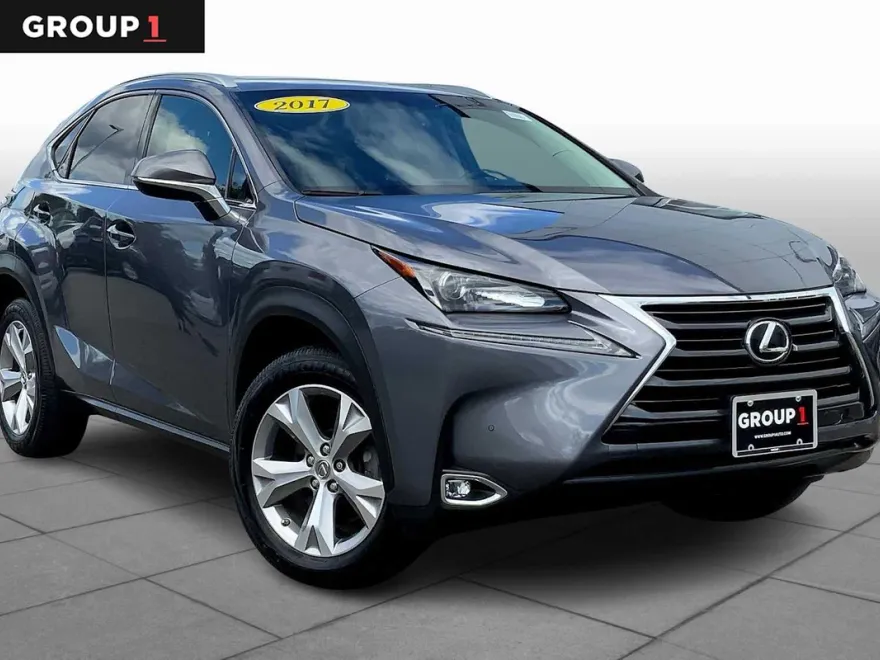 2017 Lexus NX 200t AWD photo 1