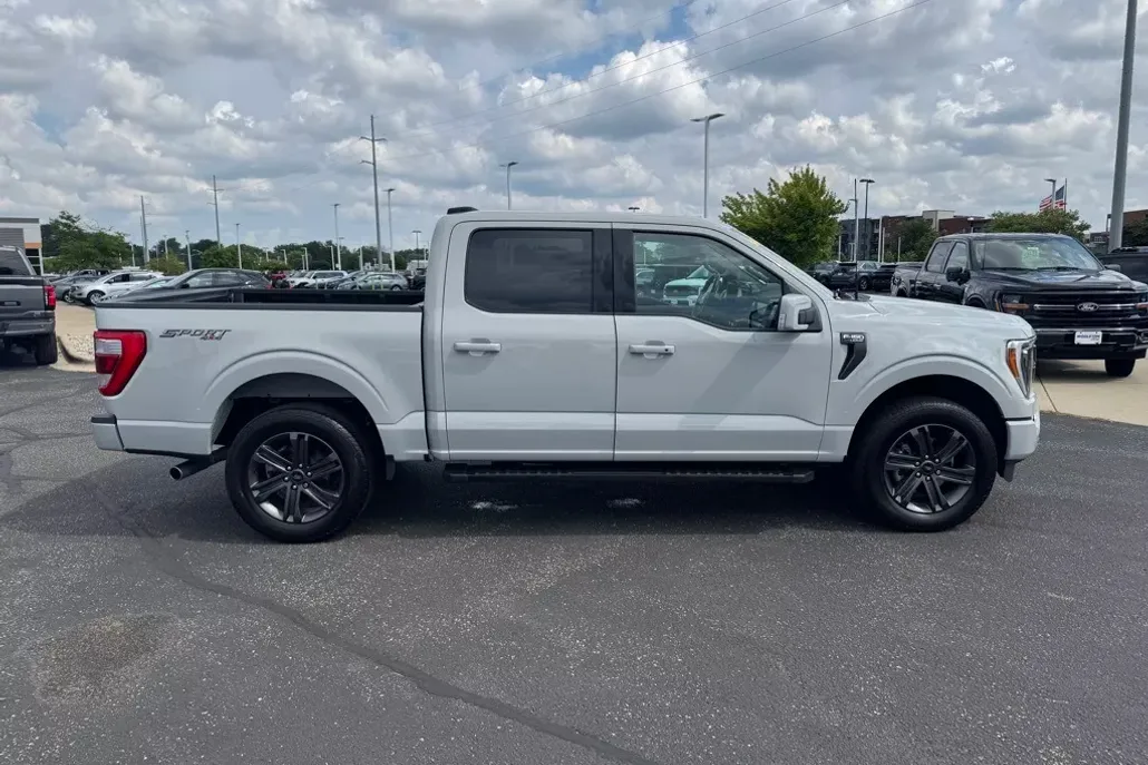 2023 Ford F-150 Lariat photo 1