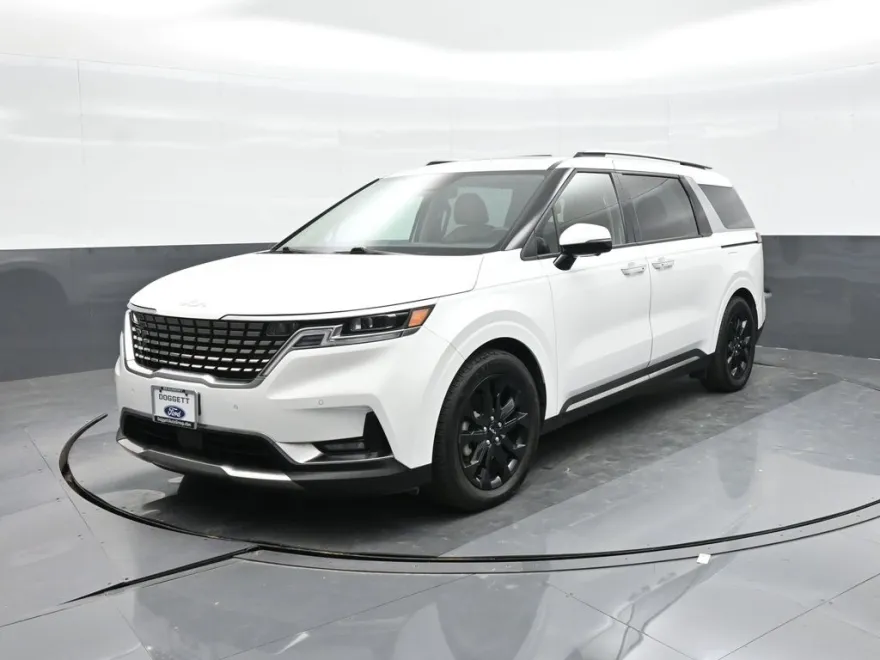 2024 Kia Carnival SX Prestige photo 1