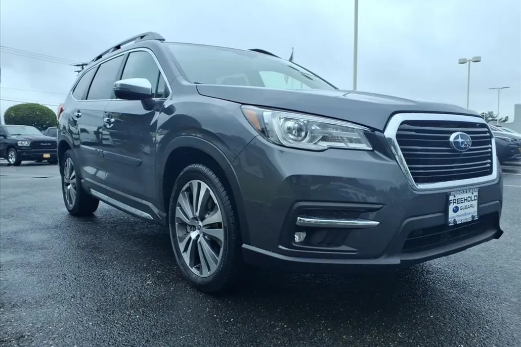 2021 Subaru Ascent Touring photo 1