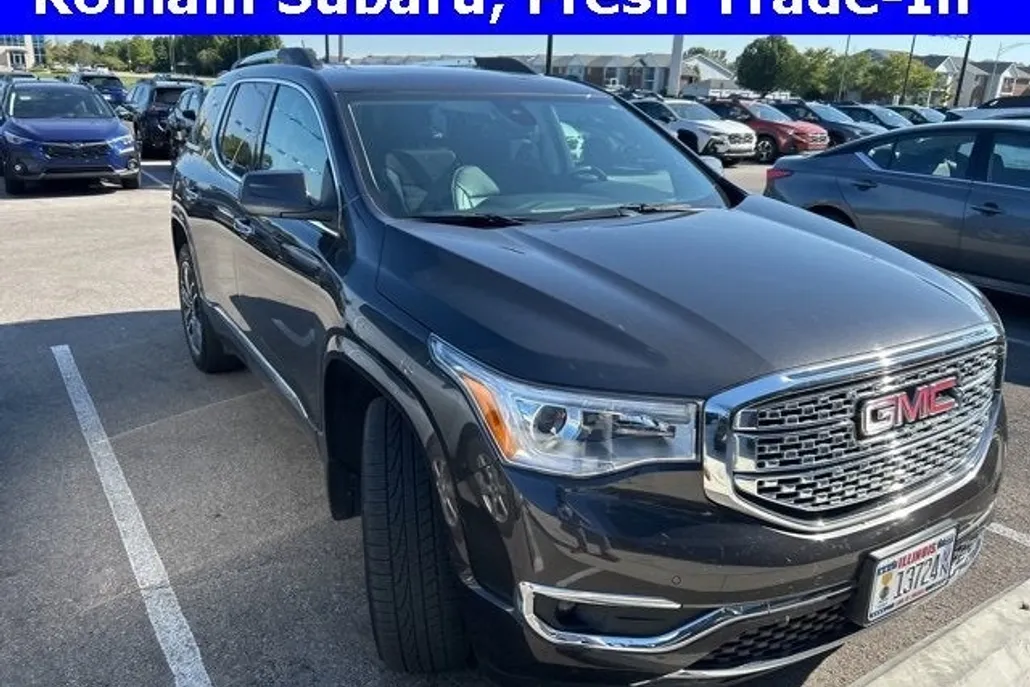 2017 Gmc Acadia Denali photo 1