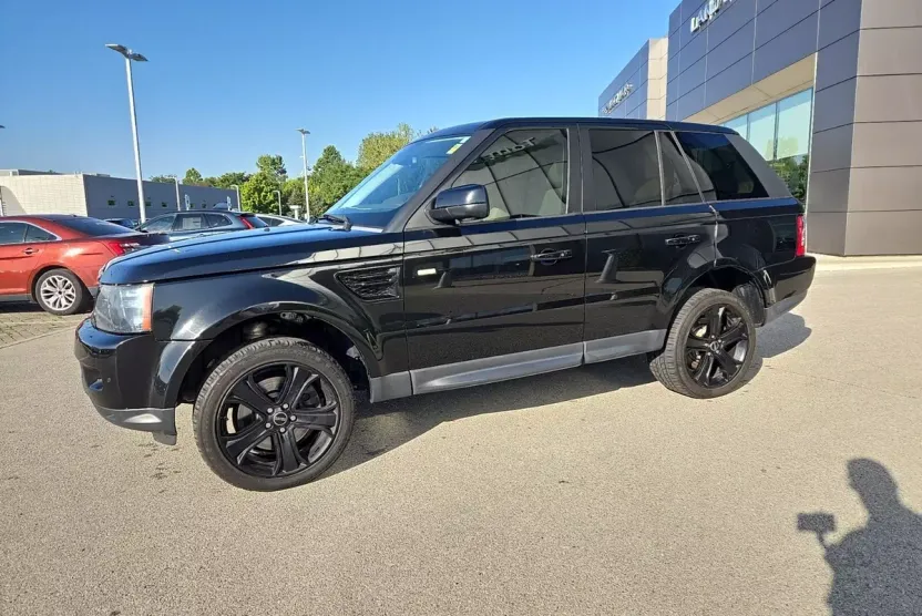 2012 Land Rover Range Rover Sport HSE photo 1