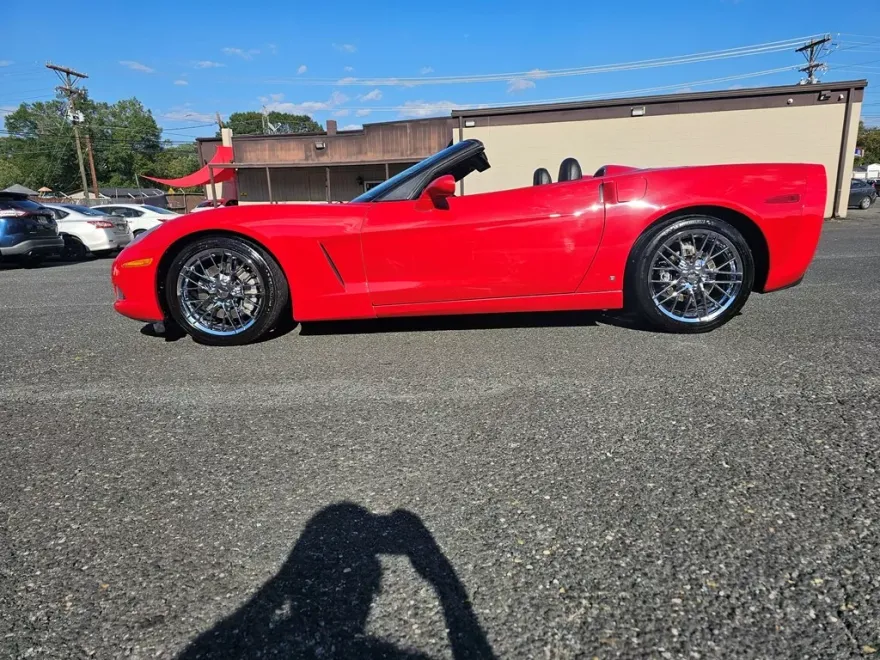 2008 Chevrolet Corvette 2LT photo 1