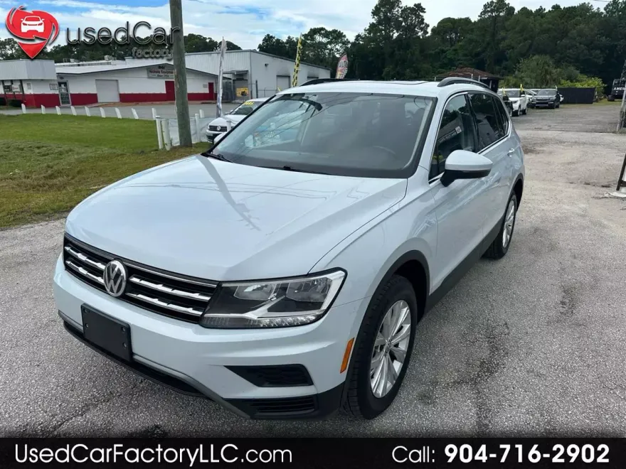 2019 Volkswagen Tiguan SEL R-Line photo 1