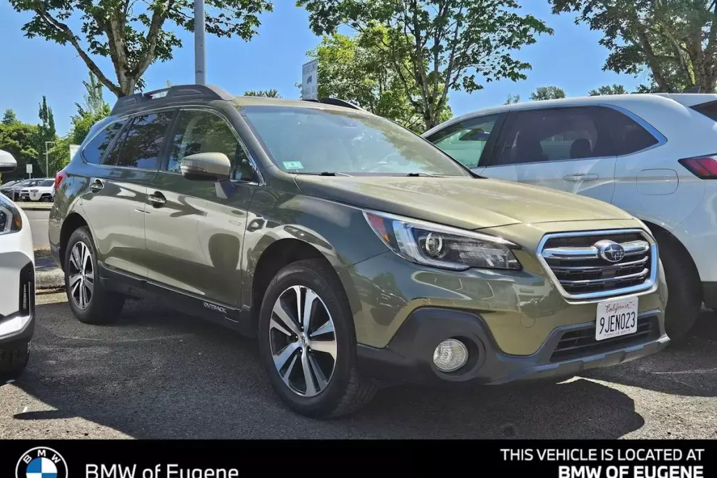 2019 Subaru Outback Limited photo 1