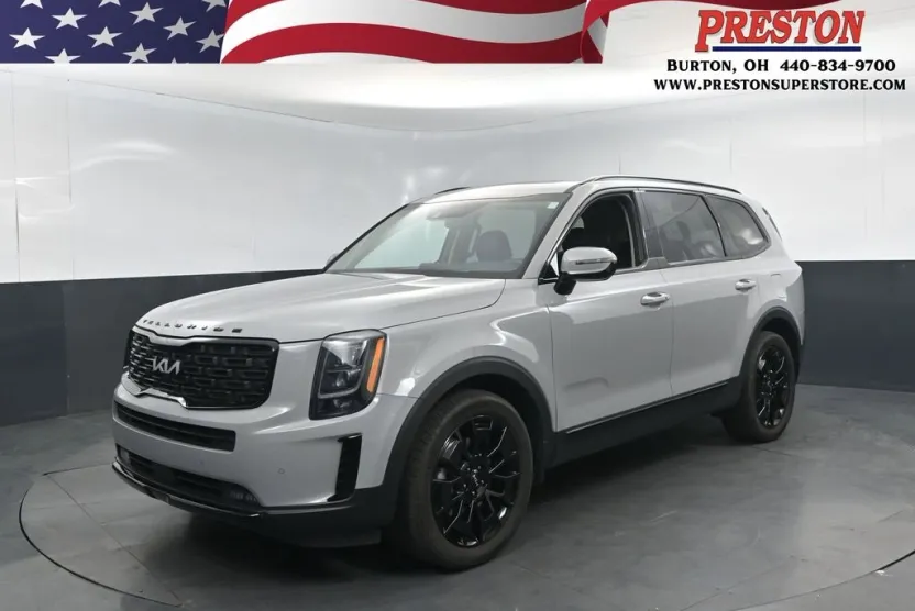 2022 Kia Telluride SX photo 1