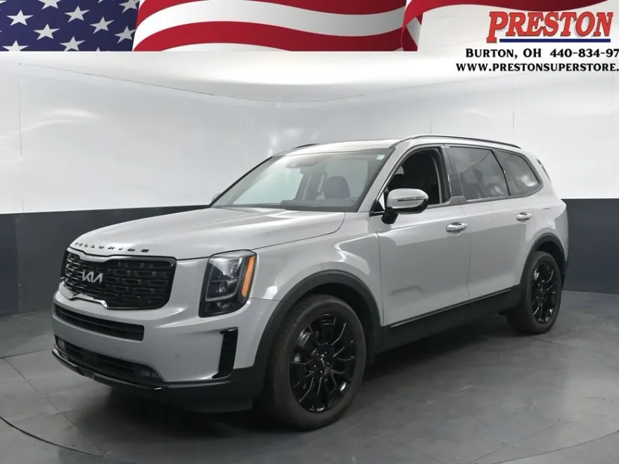 2022 Kia Telluride SX photo 1