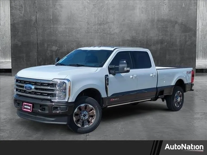 2025 Ford F-350 King Ranch photo 1
