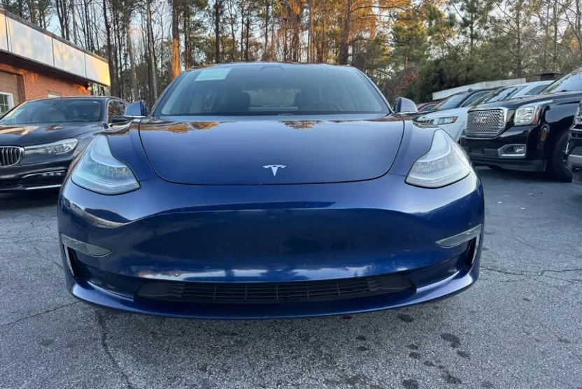 2018 Tesla Model 3 Long Range photo 1