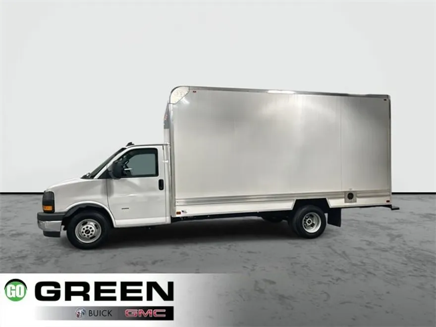 2025 Gmc Savana Cutaway 3500 photo 1