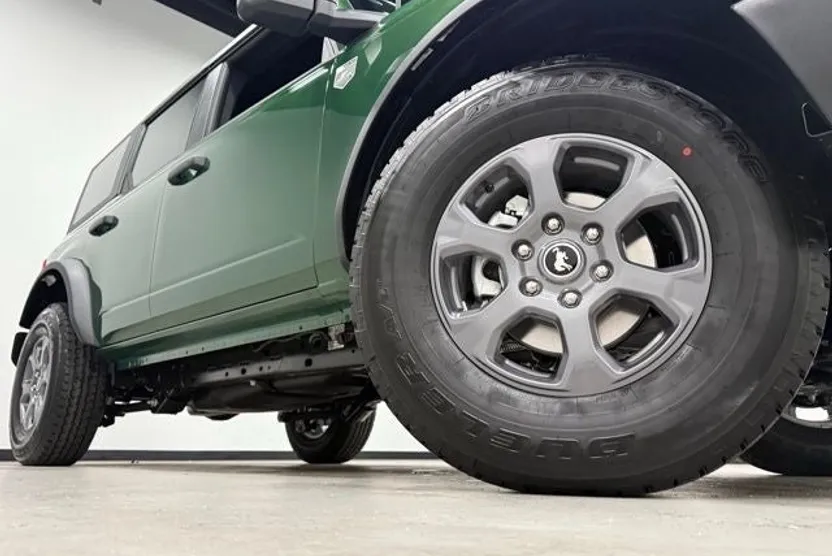 2025 Ford Bronco Big Bend photo 1