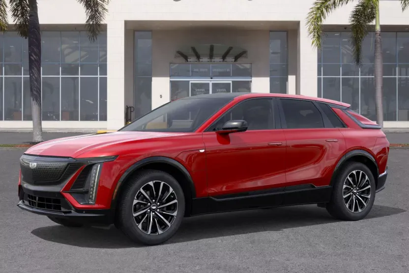 2026 Cadillac Lyriq Sport photo 1