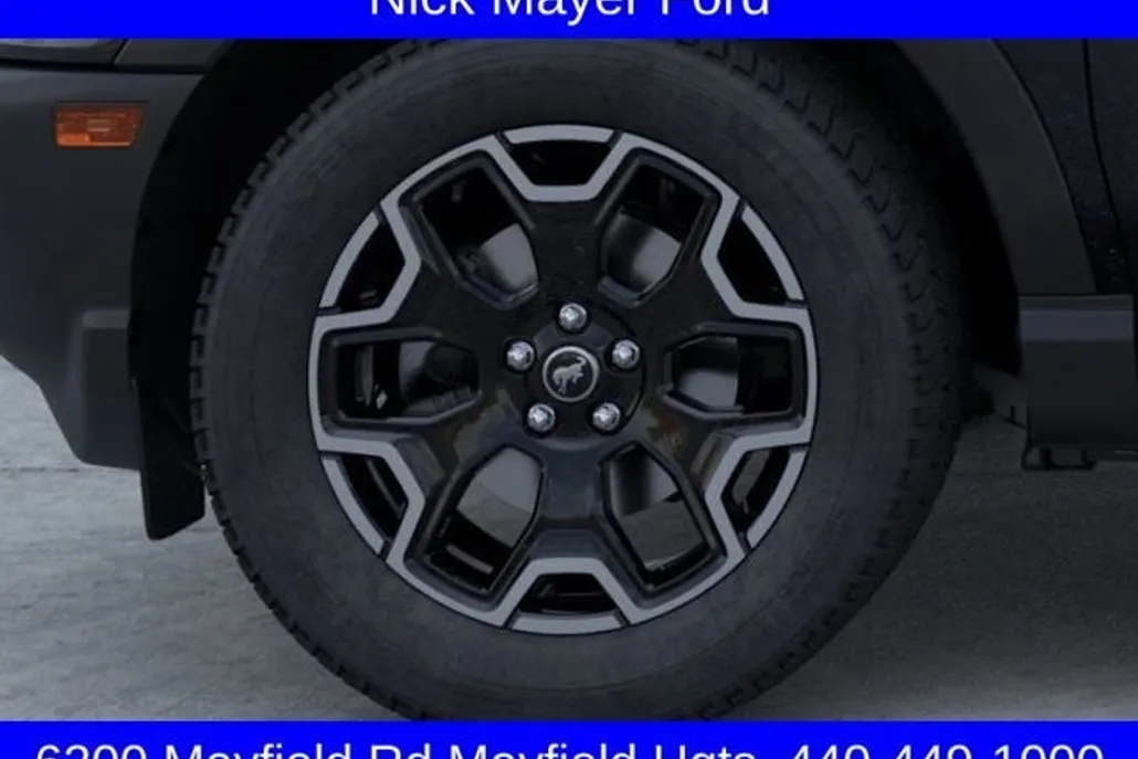 2025 Ford Bronco Sport Outer Banks photo 1
