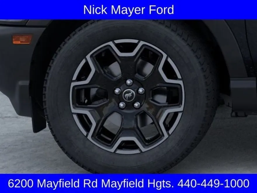 2025 Ford Bronco Sport Outer Banks photo 1