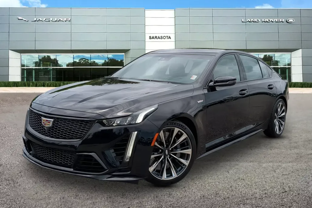 2023 Cadillac CT5 photo 1