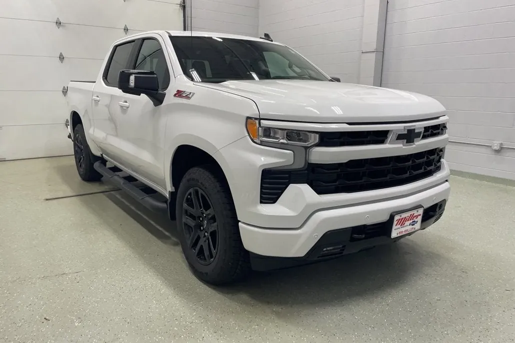 2026 Chevrolet Silverado 1500 RST photo 1