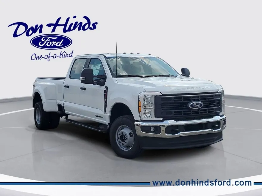 2026 Ford F-350 XL photo 1