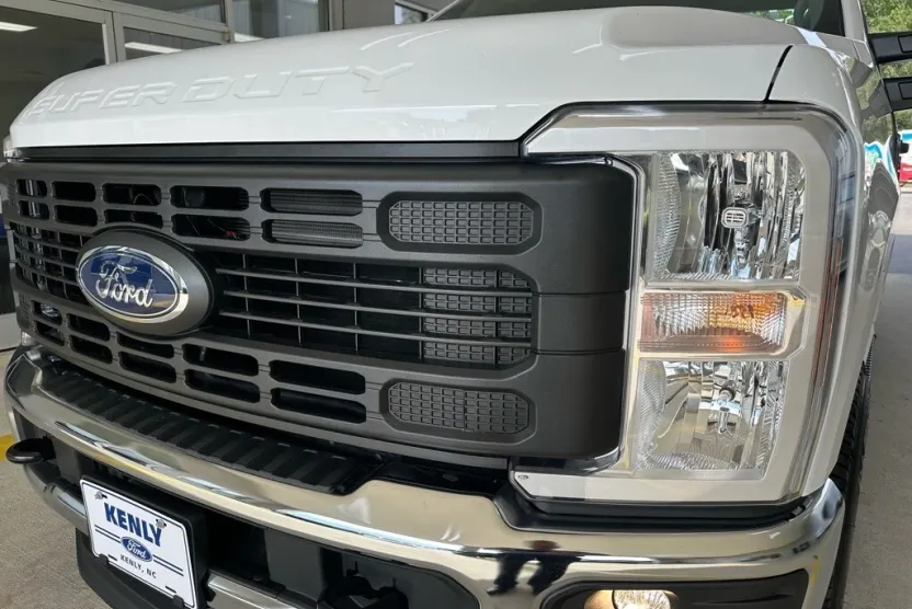 2026 Ford F-250 XL photo 1