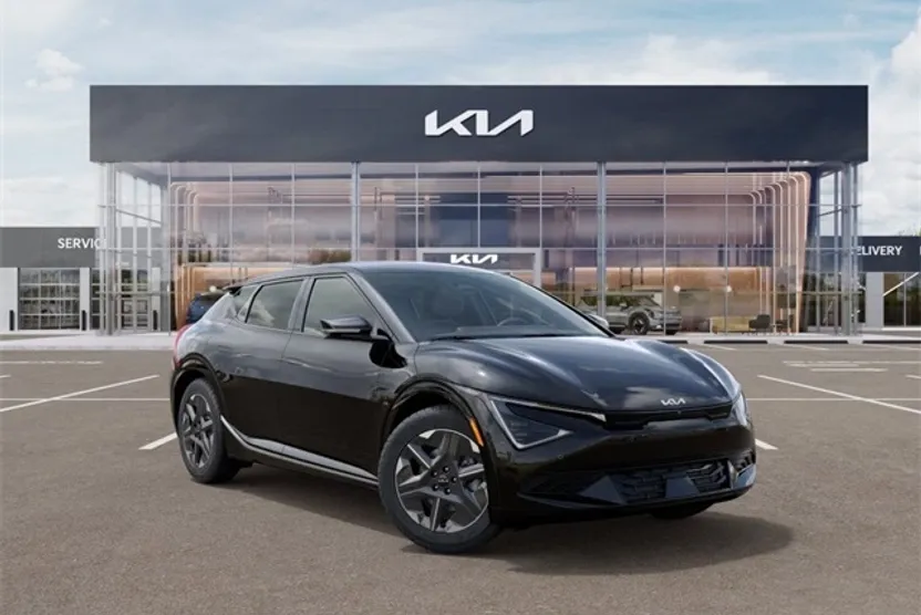 2025 Kia EV6 Light photo 1