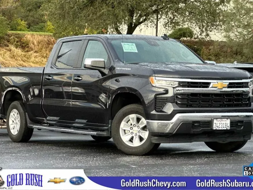 2024 Chevrolet Silverado 1500 LT photo 1