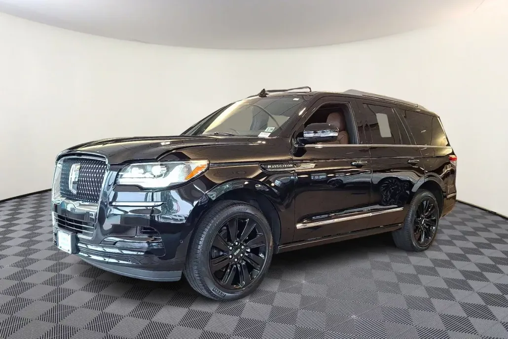2024 Lincoln Navigator Reserve photo 1